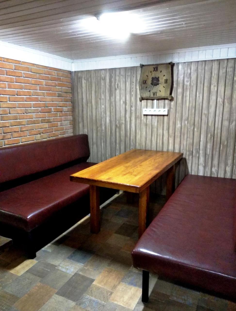 Hotel Restaurant Complex Boyarskiy Dvor Boyarka Exterior foto